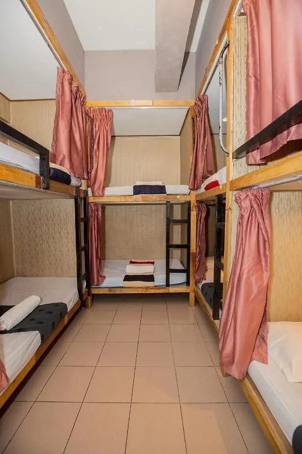 Escape Backpackers Kk Hostel Kota Kinabalu