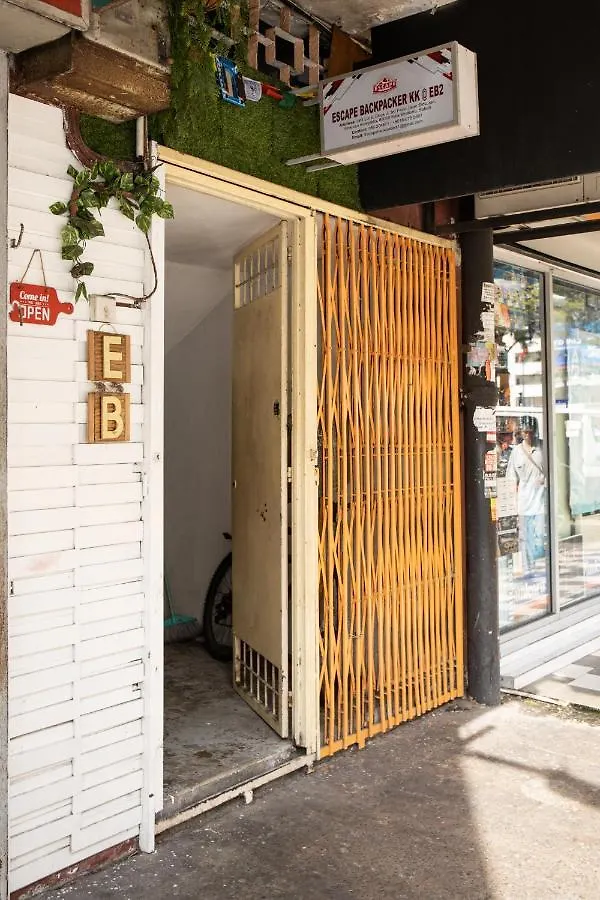 Escape Backpackers Kk Hostel Kota Kinabalu Malaysia