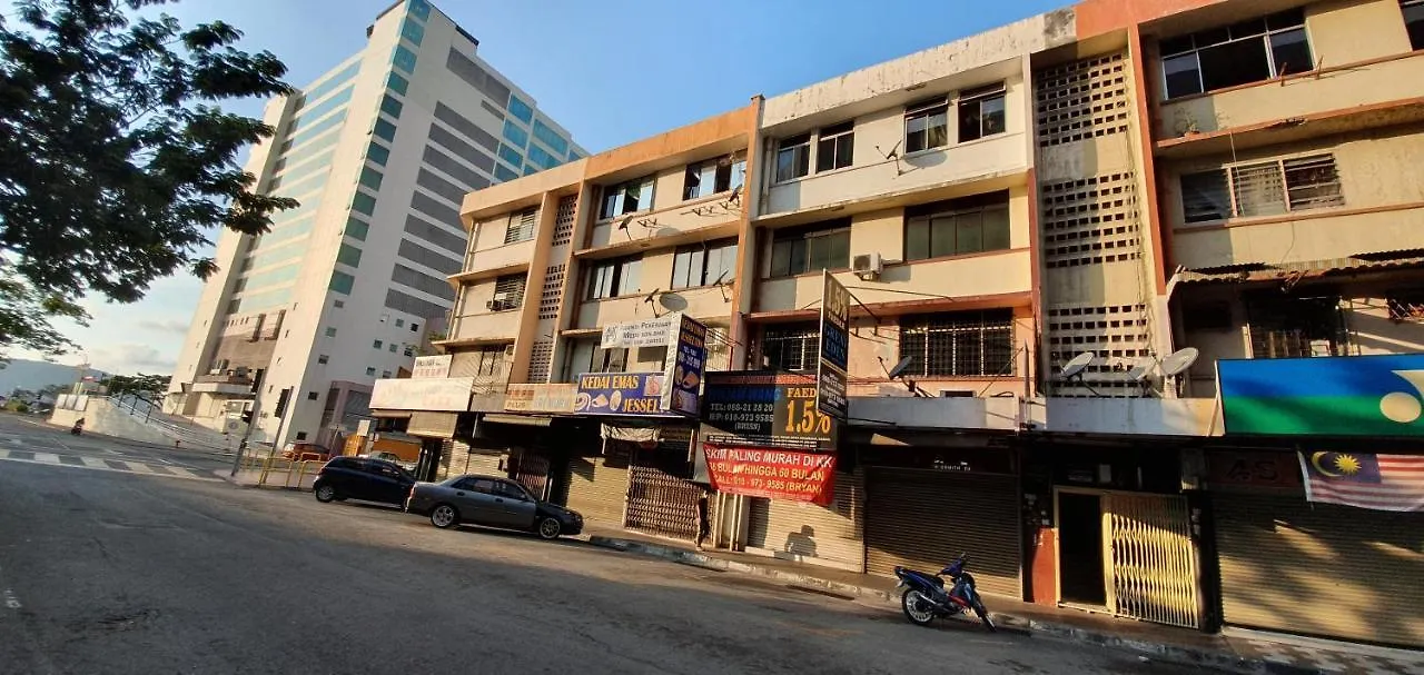 Escape Backpackers Kk Hostel Kota Kinabalu Malaysia
