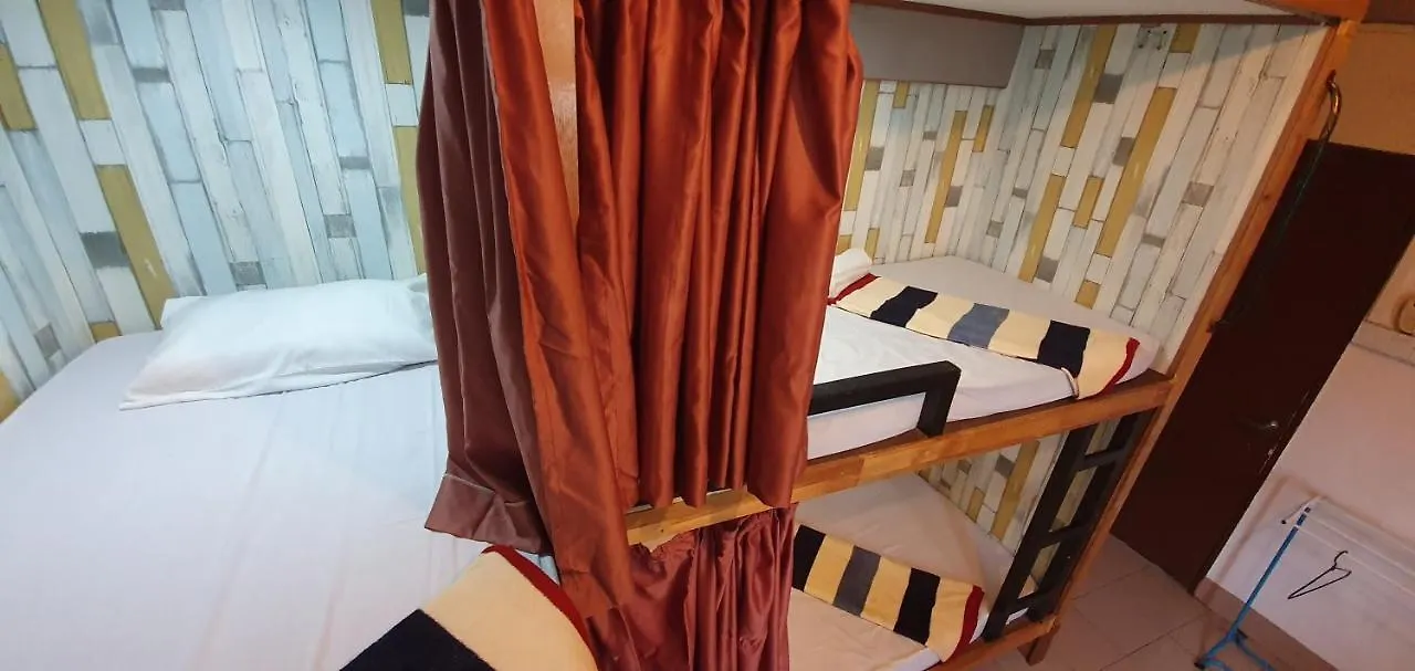 Escape Backpackers Kk Hostel Kota Kinabalu