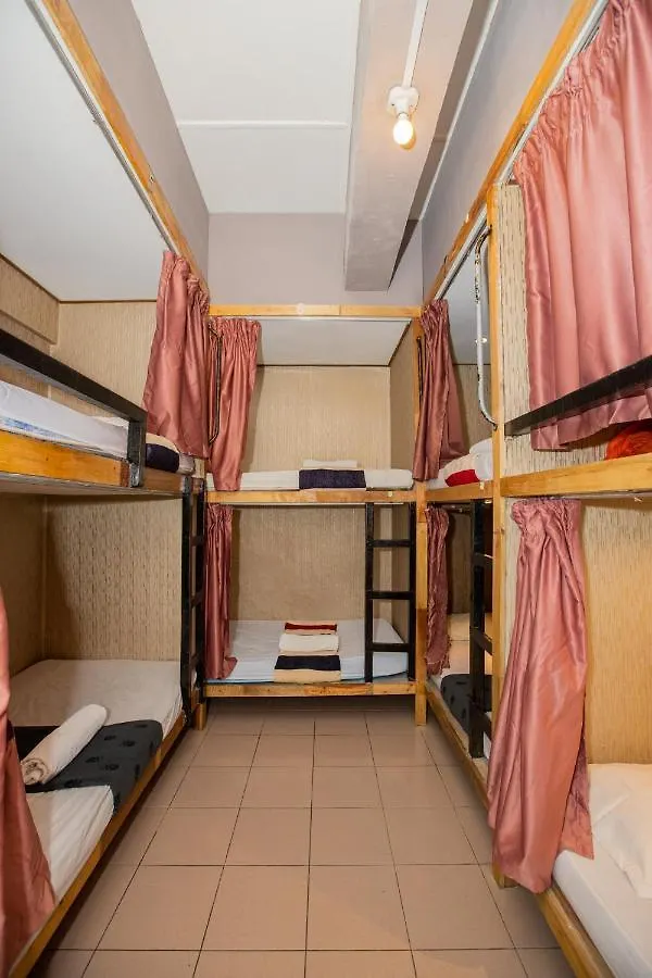 Escape Backpackers Kk Hostel Kota Kinabalu