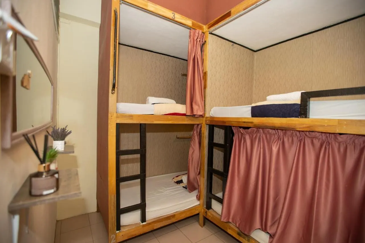 Escape Backpackers Kk Hostel Kota Kinabalu