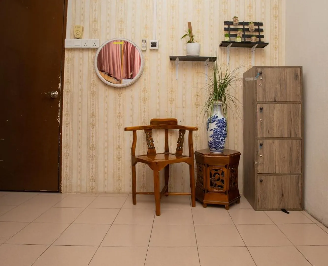 Escape Backpackers Kk Hostel Kota Kinabalu